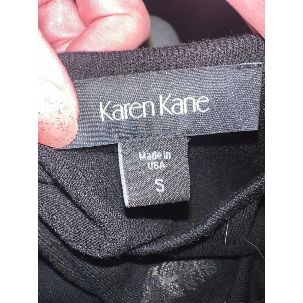 Karen Kane Womens Black Metallic Feather Print Asymmetric Hem Top 4L43265 Small